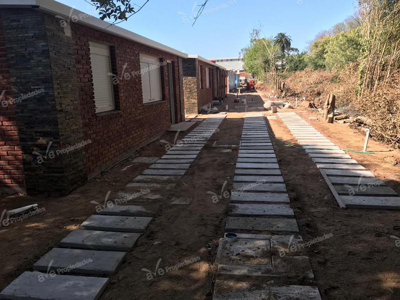 Casas en complejo cerrado